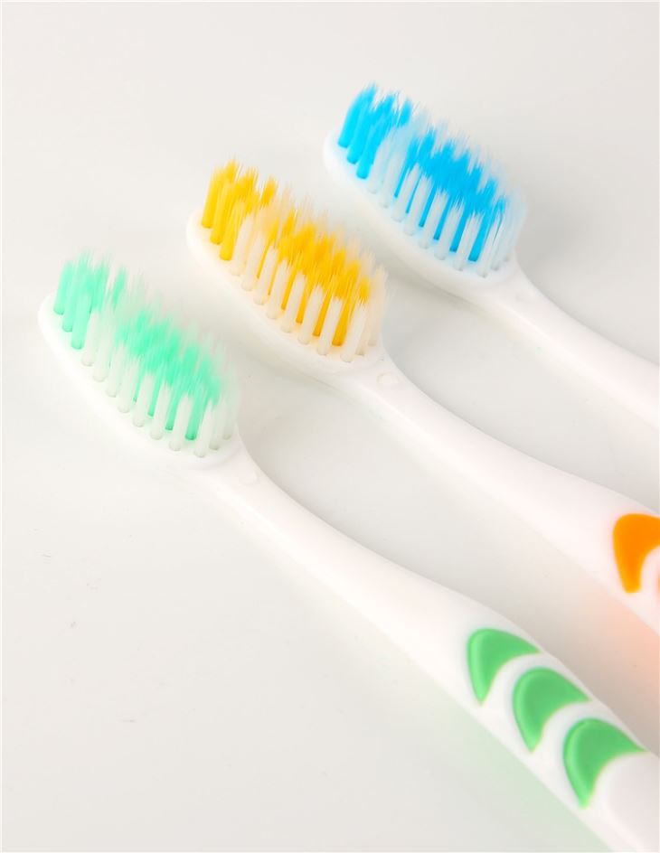 One Use Toothbrush With PP One Use Toothbrush With PP